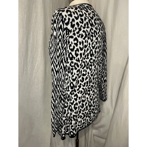 NOTATIONS Women's Cardigan Size M Black & White Animal Long Sleeve 100% Cotton - Picture 4 of 15